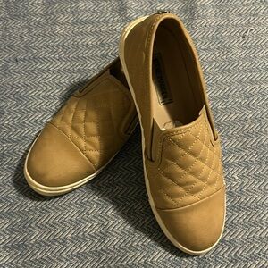 STEVE MADDEN slipons